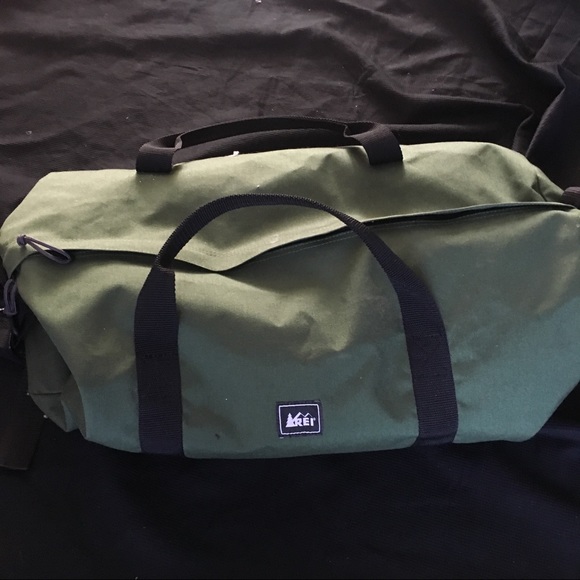 rei large duffel